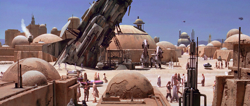File:Mos Eisley spaceship.png
