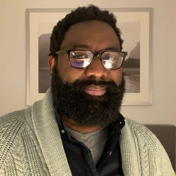 File:Taurin Clarke.jpg