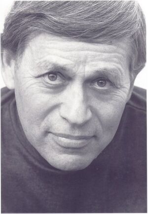 Lev Mailer headshot.jpg
