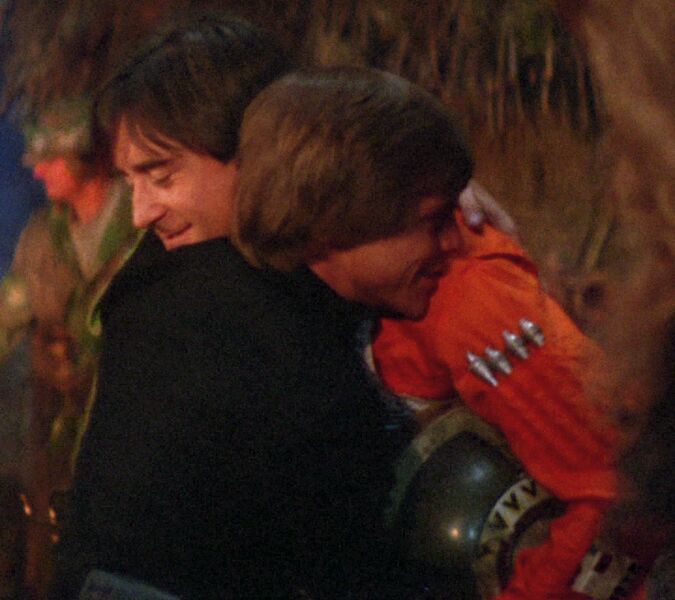 File:WedgeManLove-ROTJHD.jpg