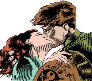 Nomi Ulic kiss.jpg