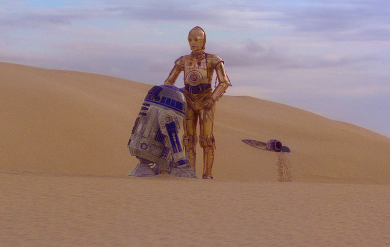 File:ArtooThreepioTatooine-ANH.png